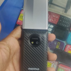 Maximus M25i Feature Phone